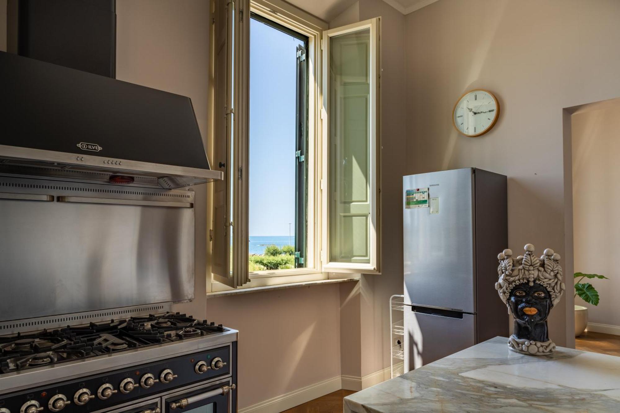Acquaviva Apartments Livorno Esterno foto